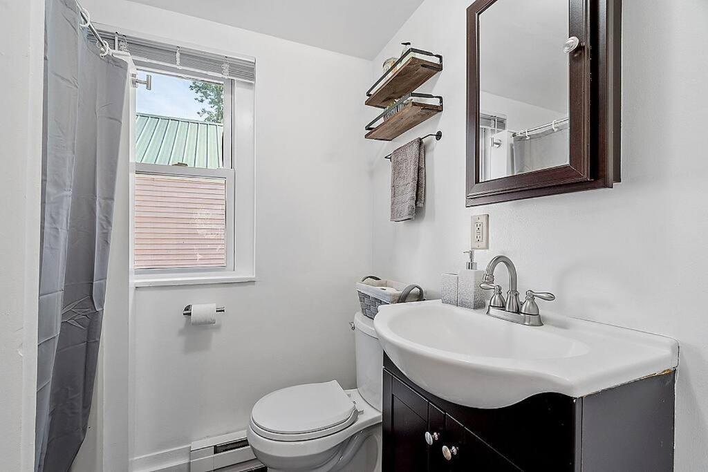 New!! Lovely Unit W/ Private Hot Tub And Patio! Лакония Екстериор снимка