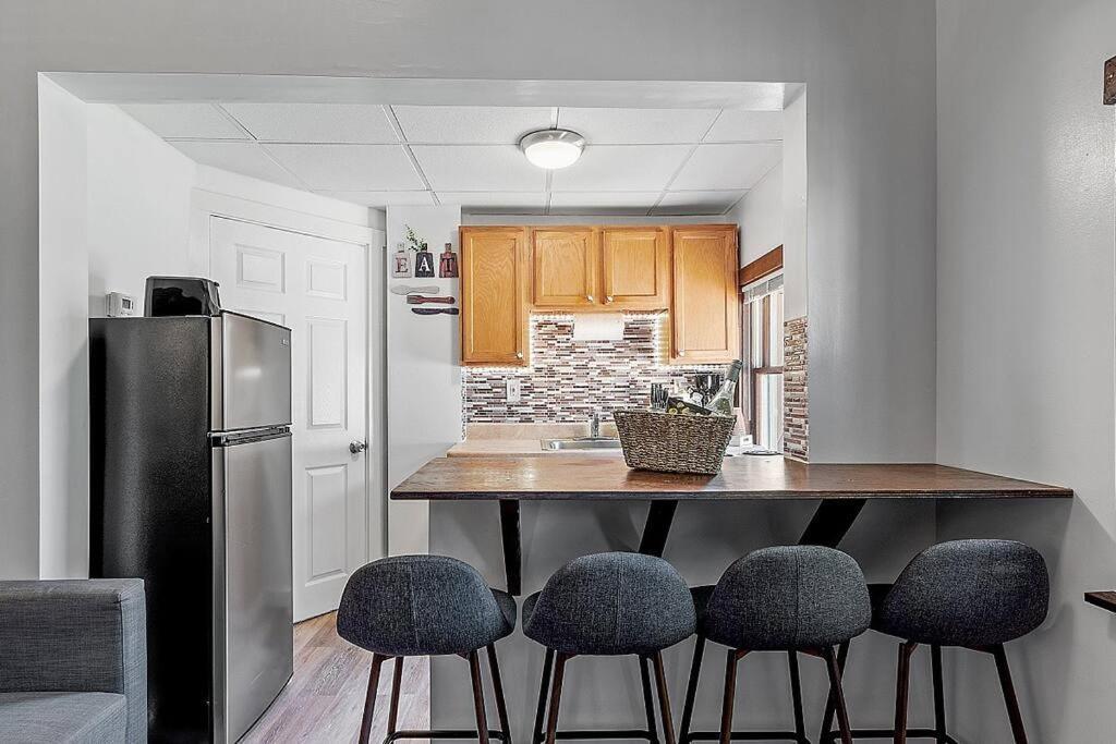 New!! Lovely Unit W/ Private Hot Tub And Patio! Лакония Екстериор снимка